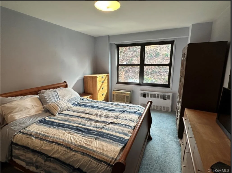 Original bedroom before redesign
