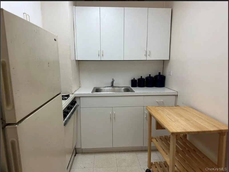 Original kitchen before redesign