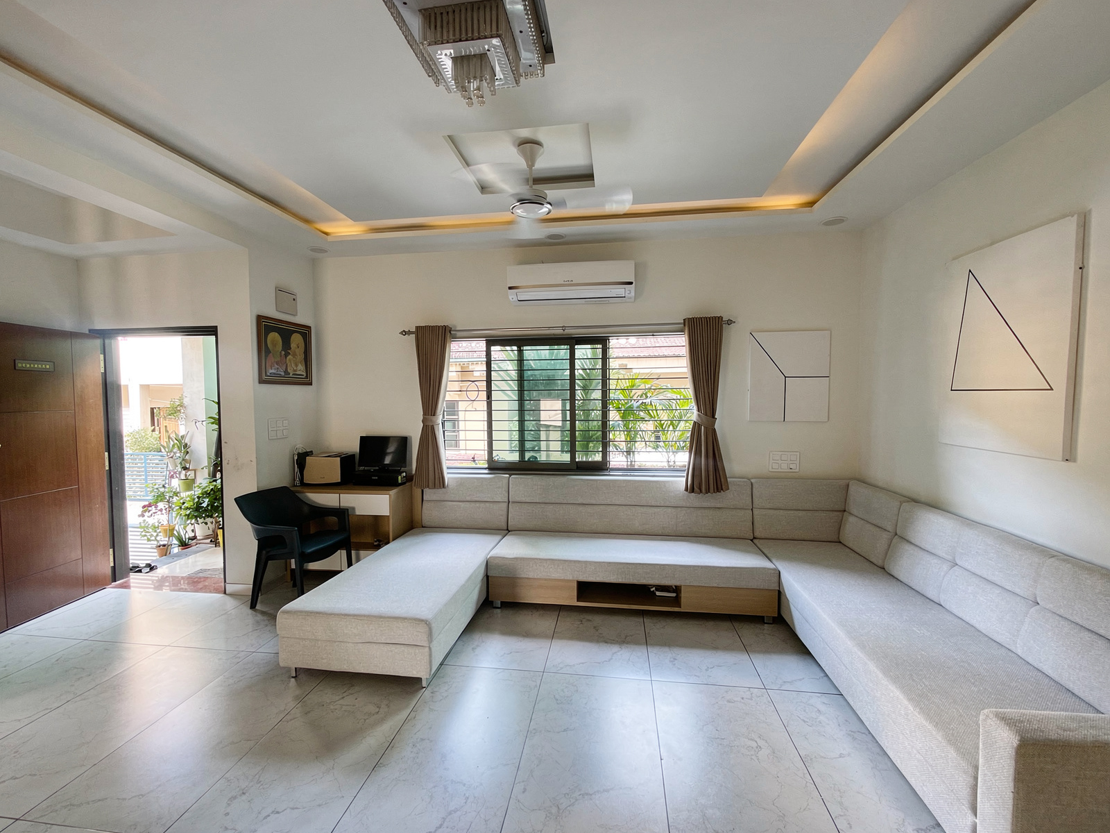 minimalist room redesign